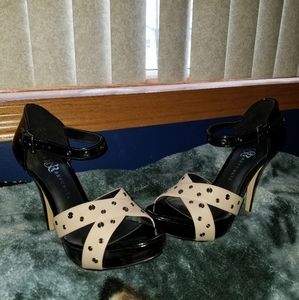 NWOT Rock&Republic heels